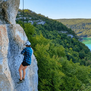 Une entreprise peut-elle être durablement performante si elle épuise celles et ceux qui la font vivre ?